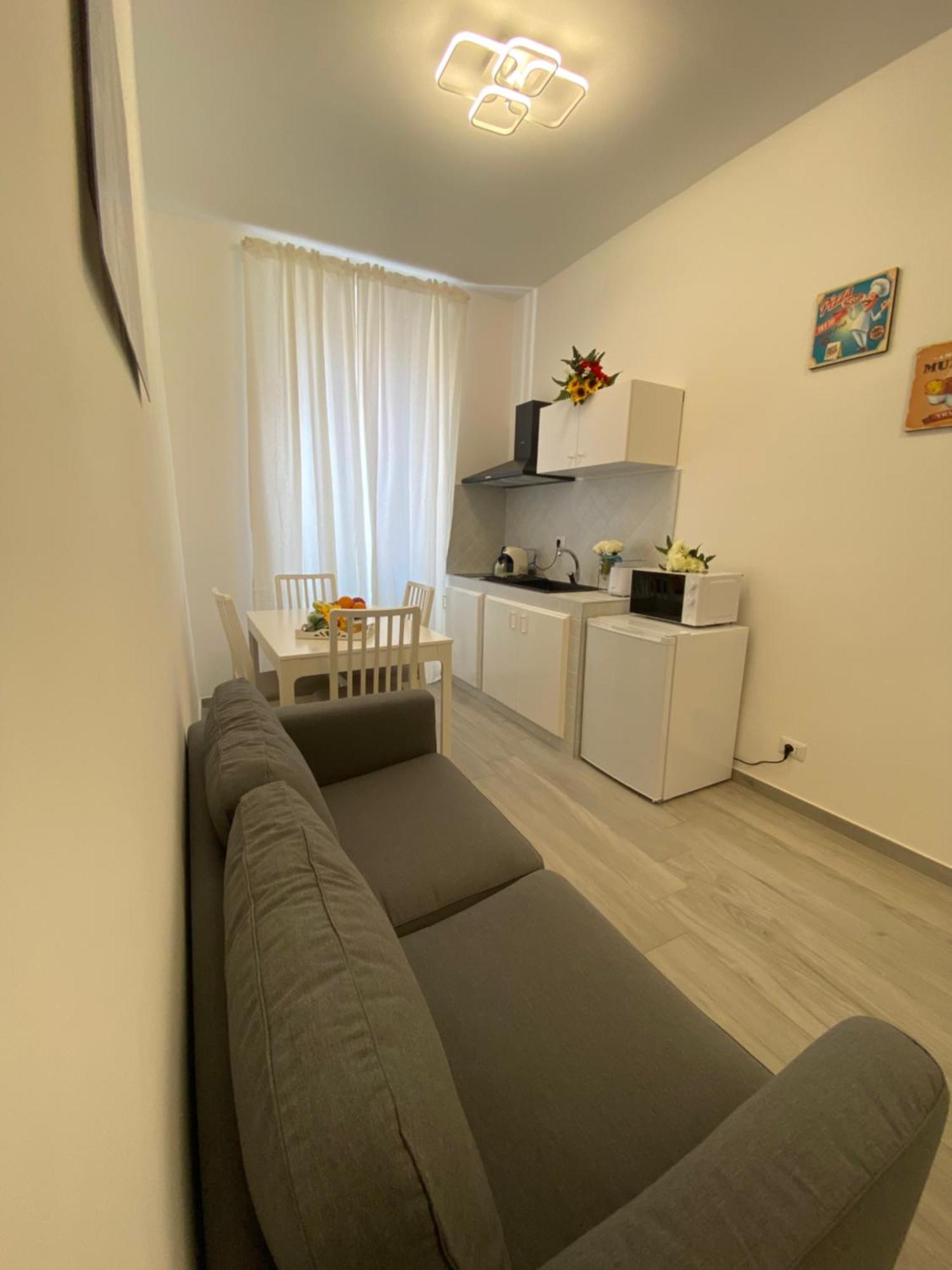 Roma Centro Softrooms Guest House Affittacamere * Rome