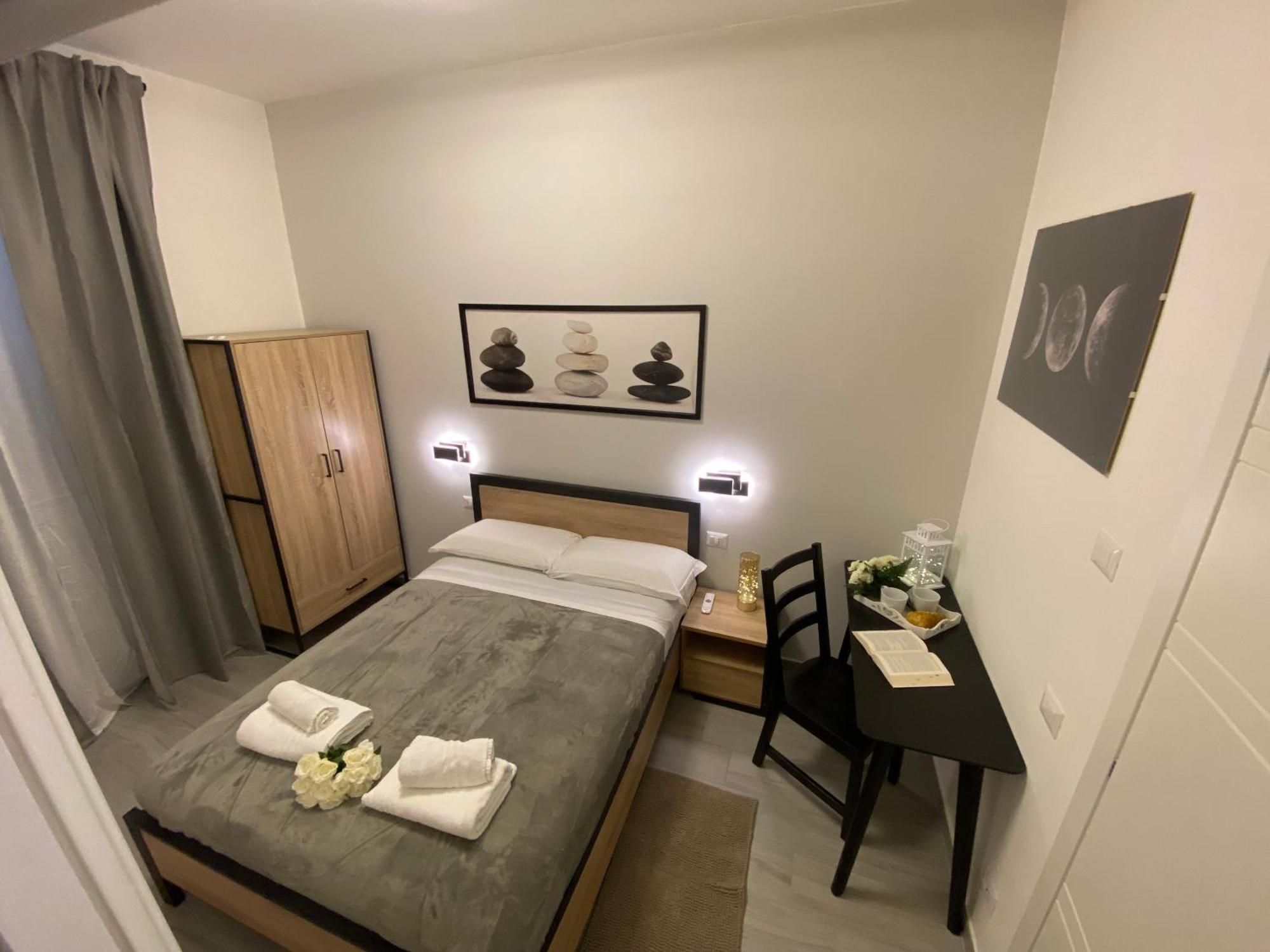 Roma Centro Softrooms Guest House Affittacamere Guest house Rome