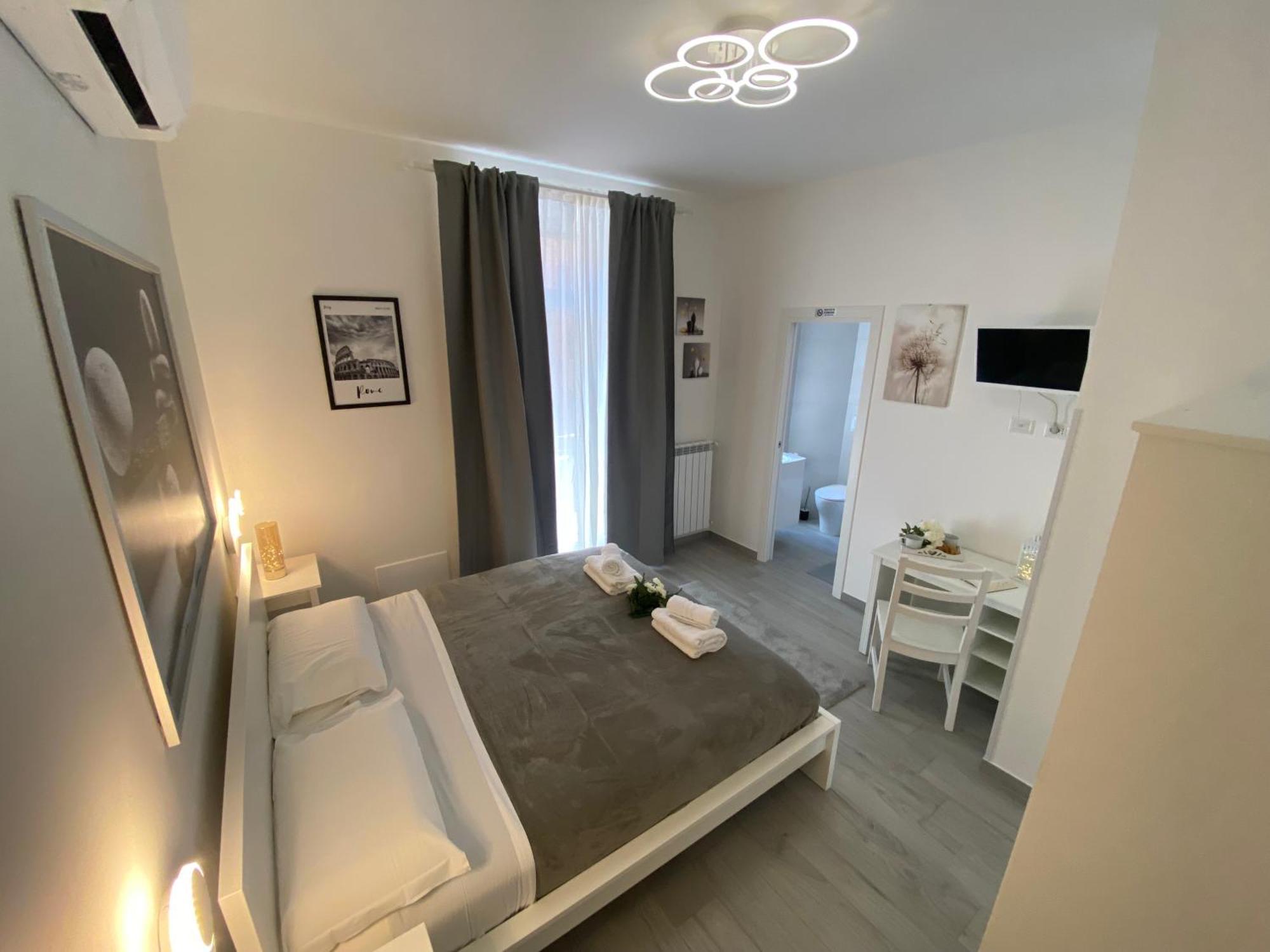 Roma Centro Softrooms Guest House Affittacamere * Rome