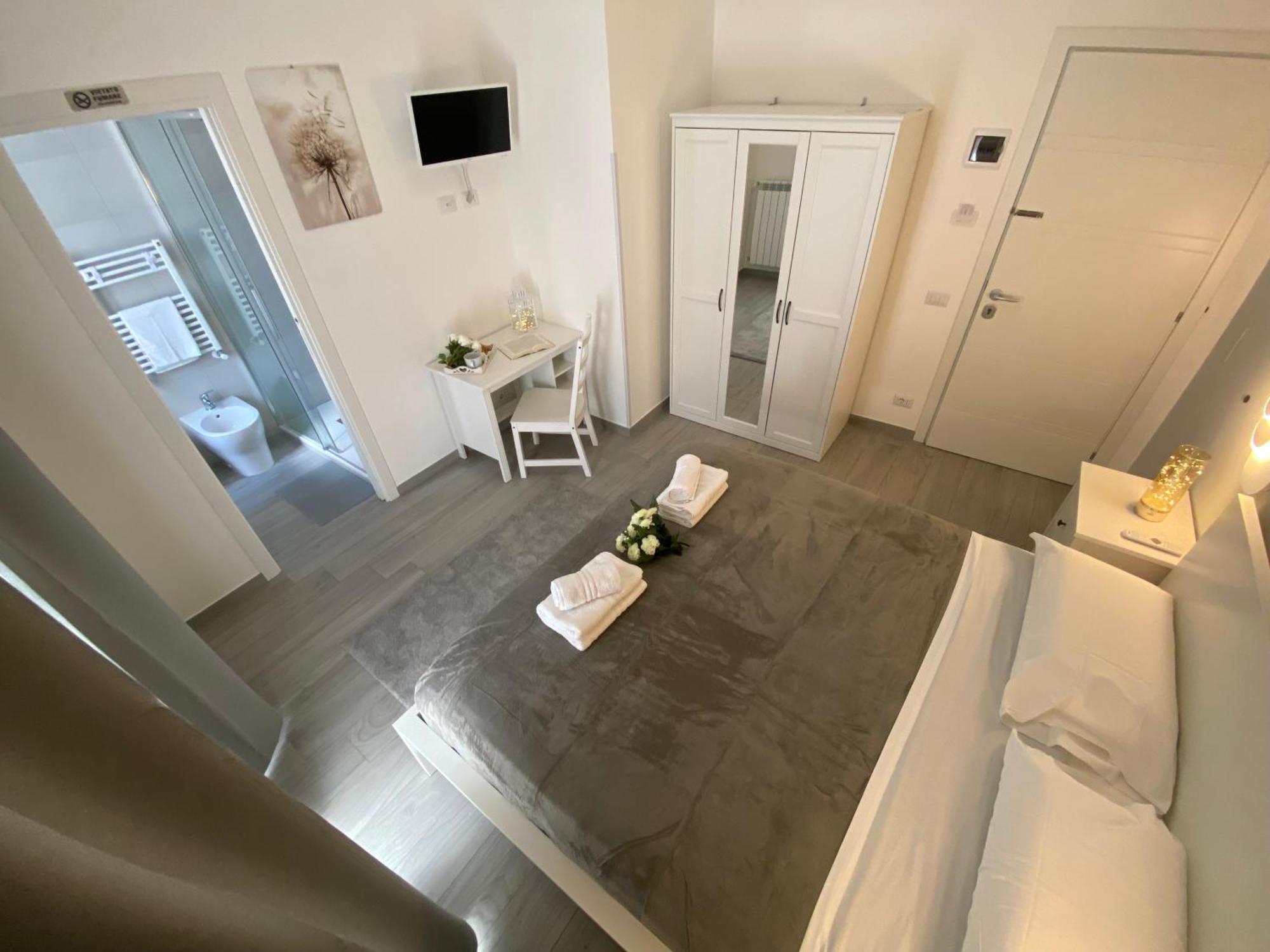 Roma Centro Softrooms Guest House Affittacamere Guest house Rome